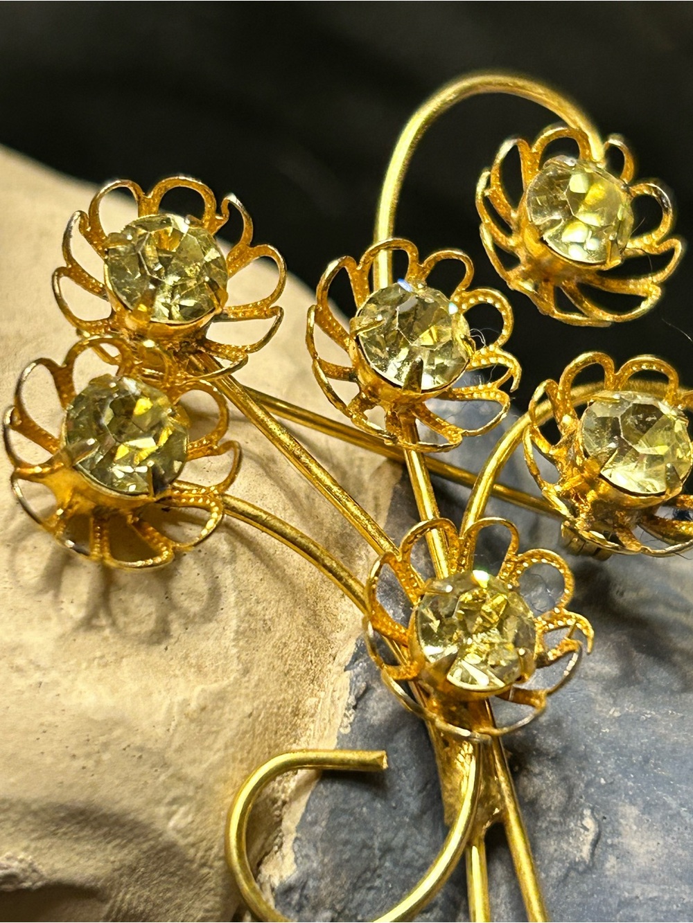 Vintage 1950’s Gold Floral Crystal Brooch Green Crystal Flower Pin prong set